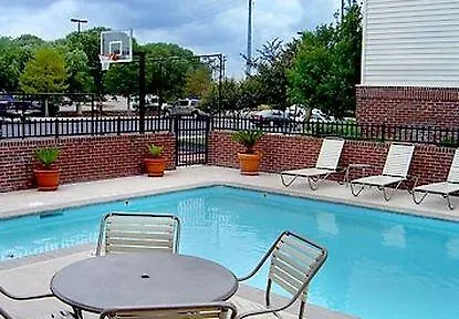 By Marriott Austin Round Rock/dell Way Hotel 3*