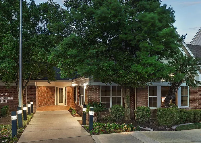 By Marriott Austin Round Rock/dell Way Hotel 3*