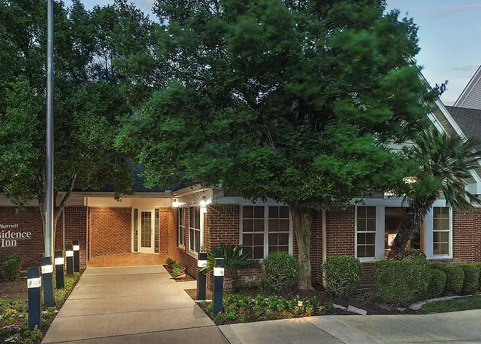 By Marriott Austin Round Rock/dell Way Hotel